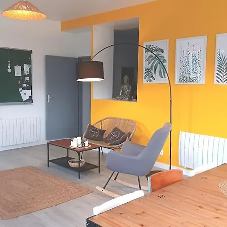 Loft Avec Jardin Au Bord De L'eau Au Rdc D'une Ancienne Ecole *